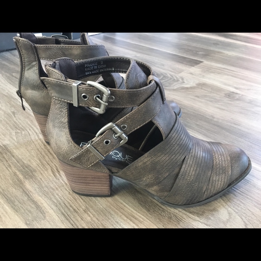 CORKY'S PRANCE BOOTIE BROWN - Picture 3 of 6